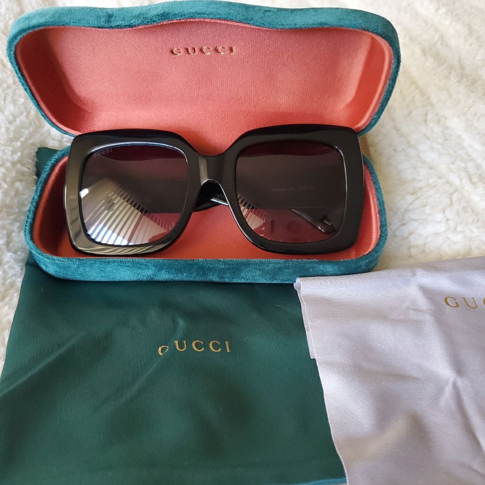 GUCCI Oversize Black Acetate Square Sunglasses